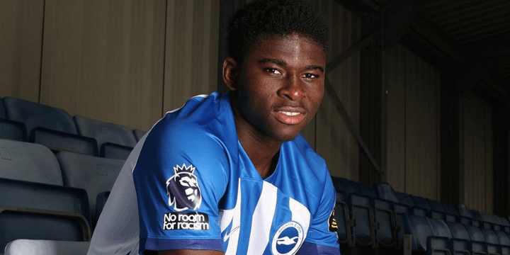 Evolusi Carlos Baleba, Dari Suksesor Menjadi Predator Lini Tengah