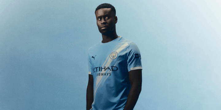 Persaingan di Lini Belakang, Tantangan Menjadi Pilihan Utama